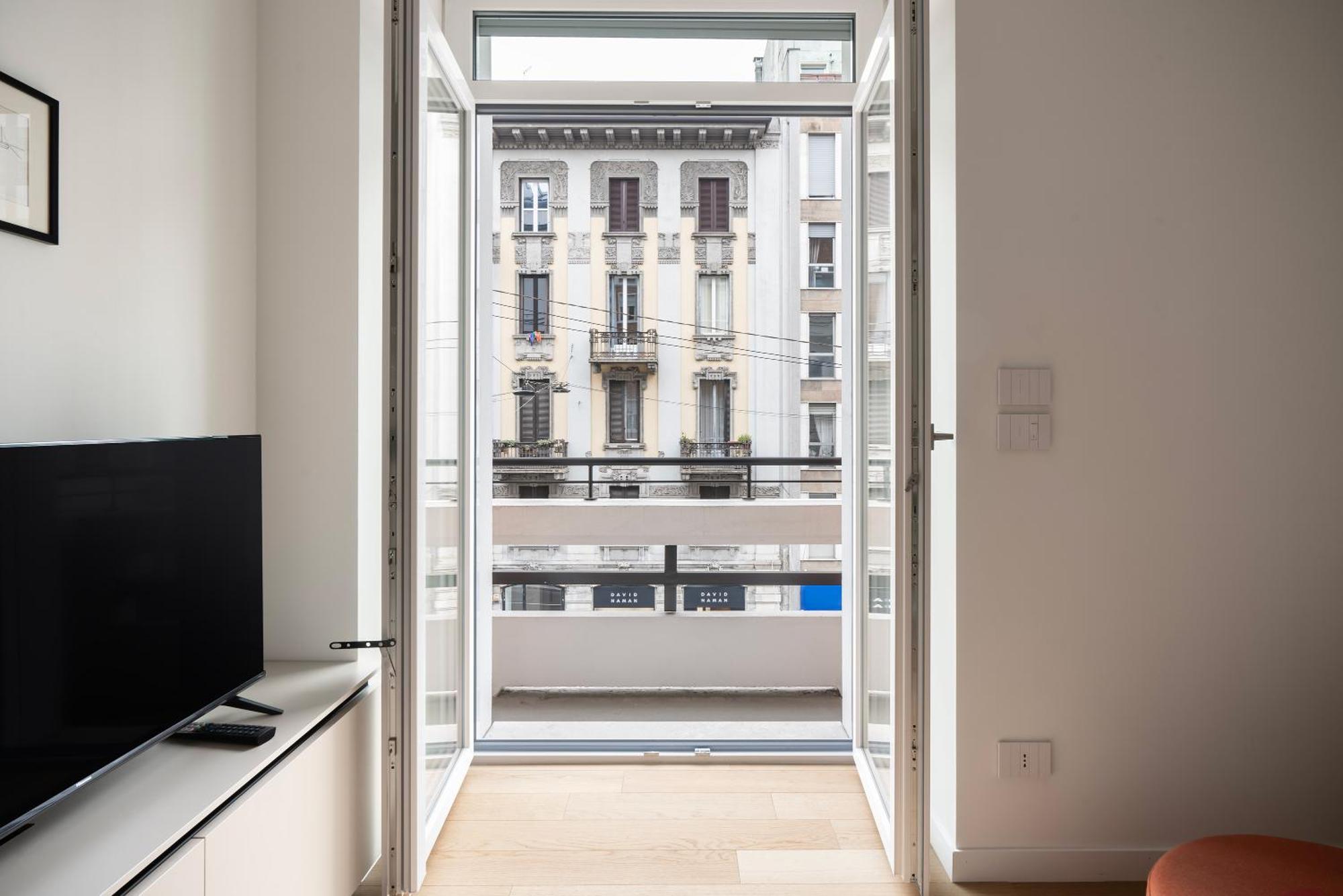 Santa Tecla Living Corti Di Bayres Lägenhet Milano Exteriör bild